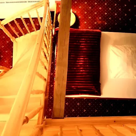 Hotell Denkmal 13 3*