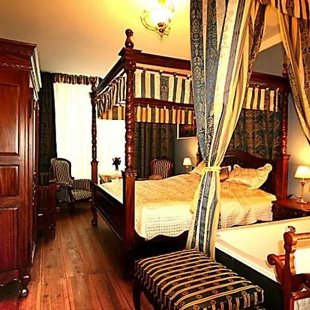 Denkmal 13 Hotell 3*